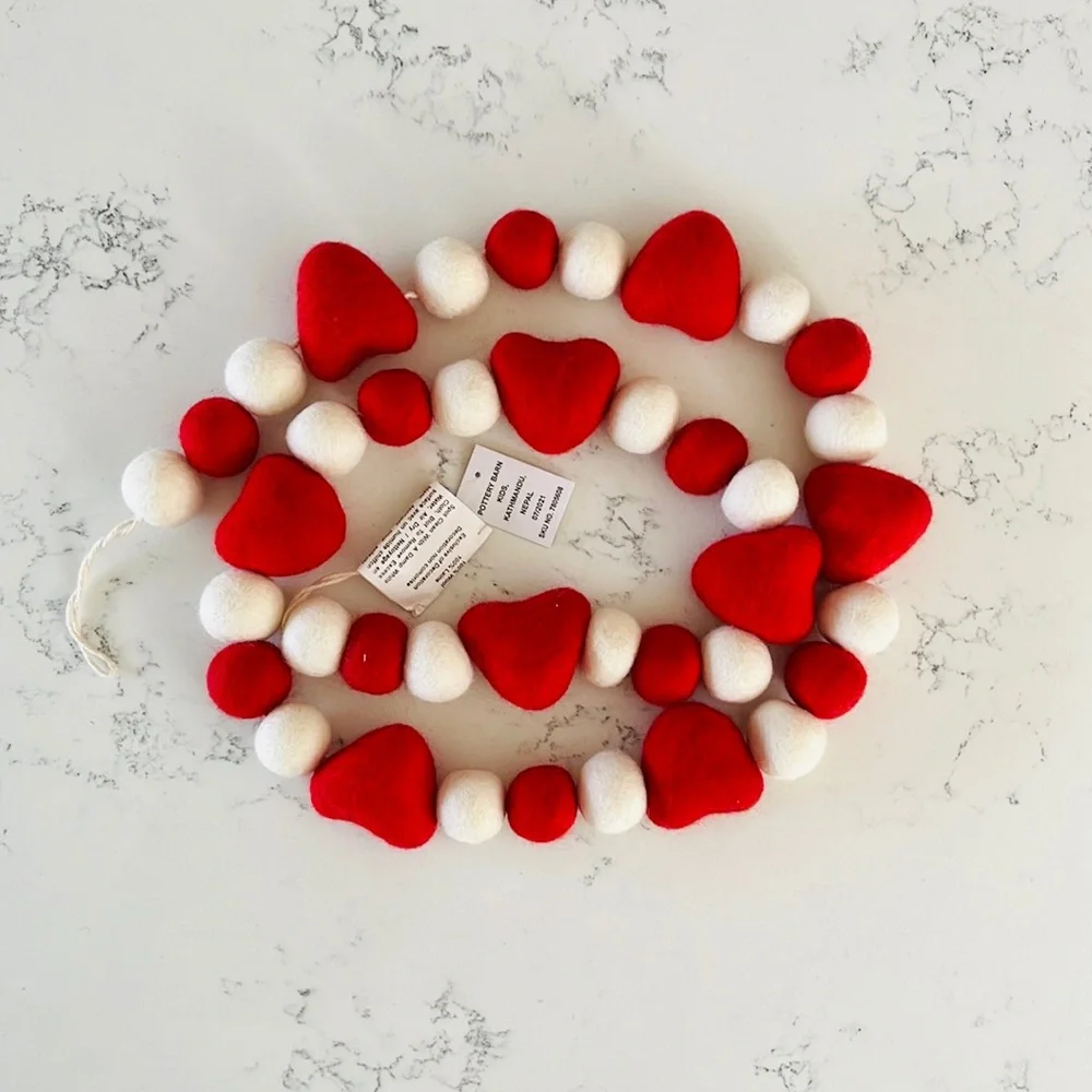 Pottery Barn Kids Felted Wool Heart Pom-Pom Garland - Picture 3 of 13